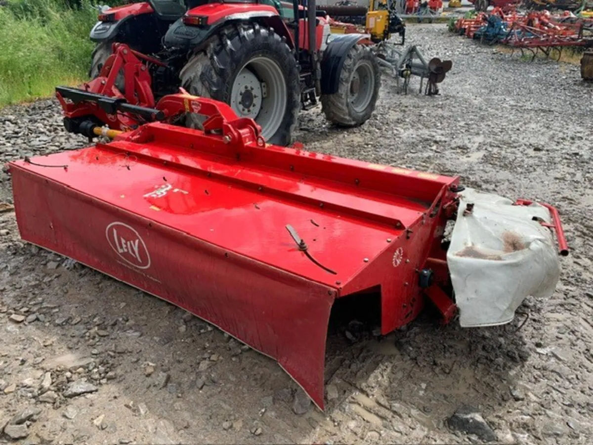 LELY 320MC MOUNTED 10' MO/CO - Image 1