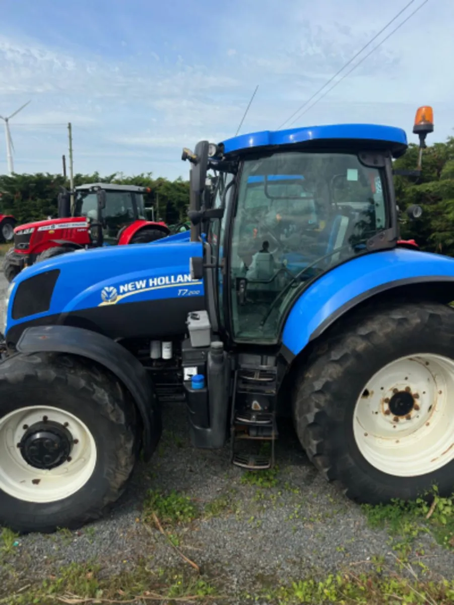 New Holland T.7200 - Image 2