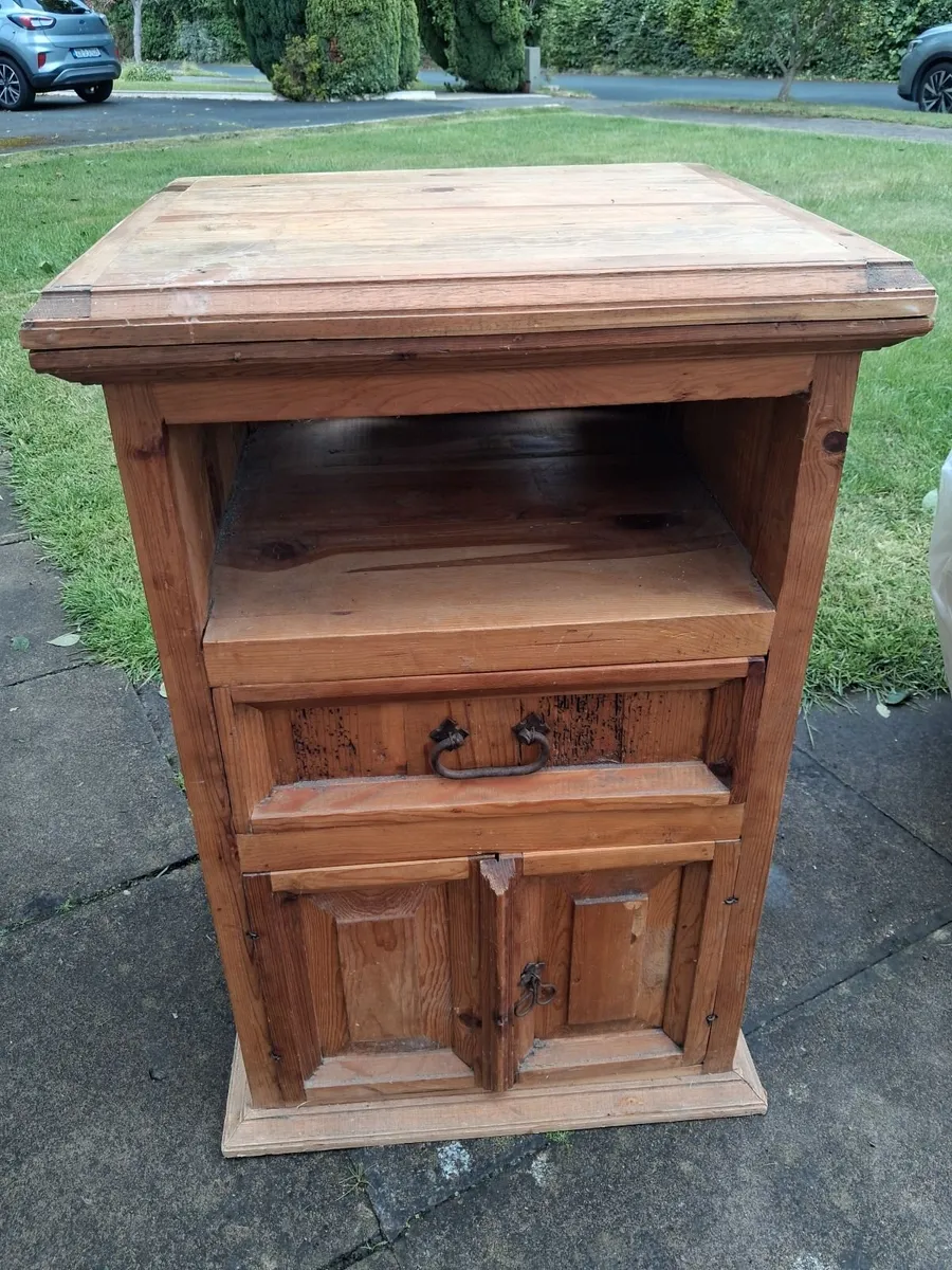 TV Stand - Image 1