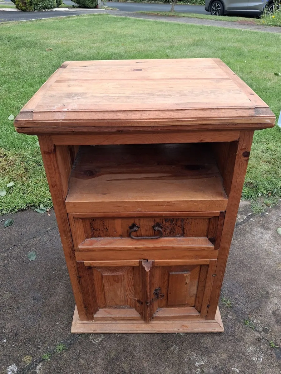 TV Stand - Image 3