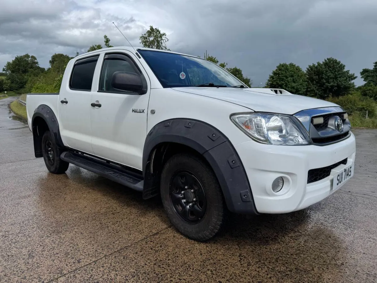 2012 Toyota Hilux 2.5 D-4D HL2 Manual - Image 3