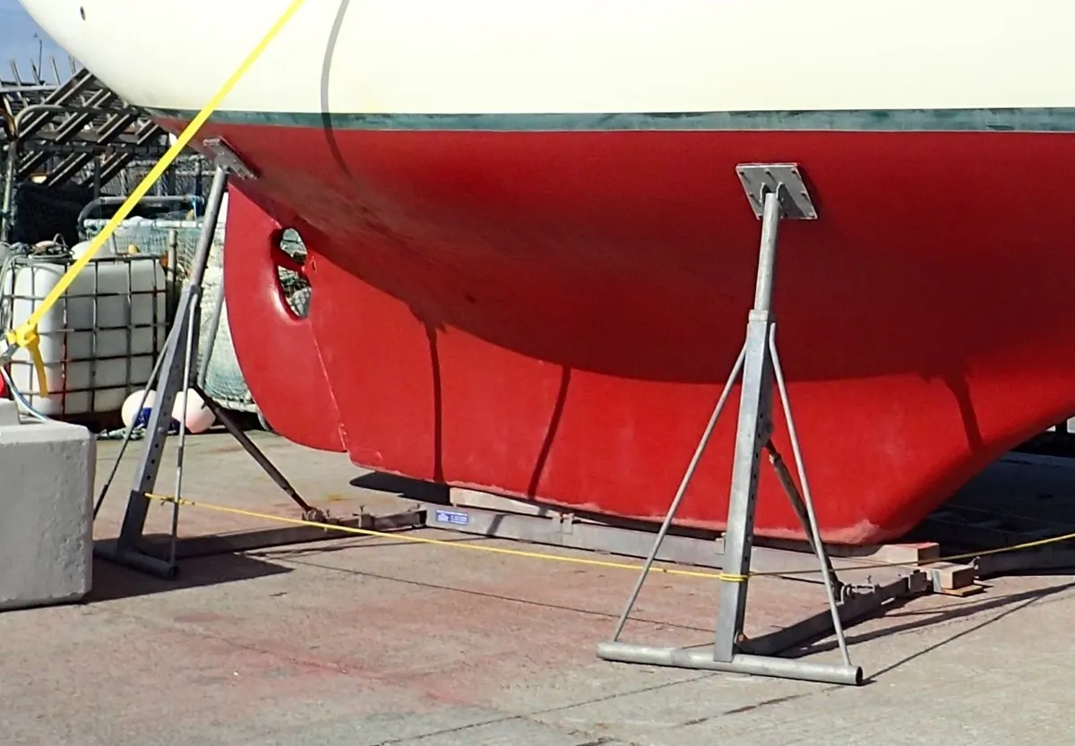 Yacht cradle - Image 1