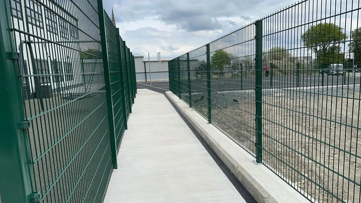 Security Fencing - Image 4