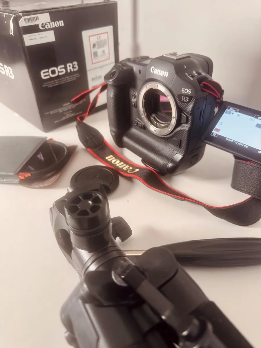 camera - Image 2