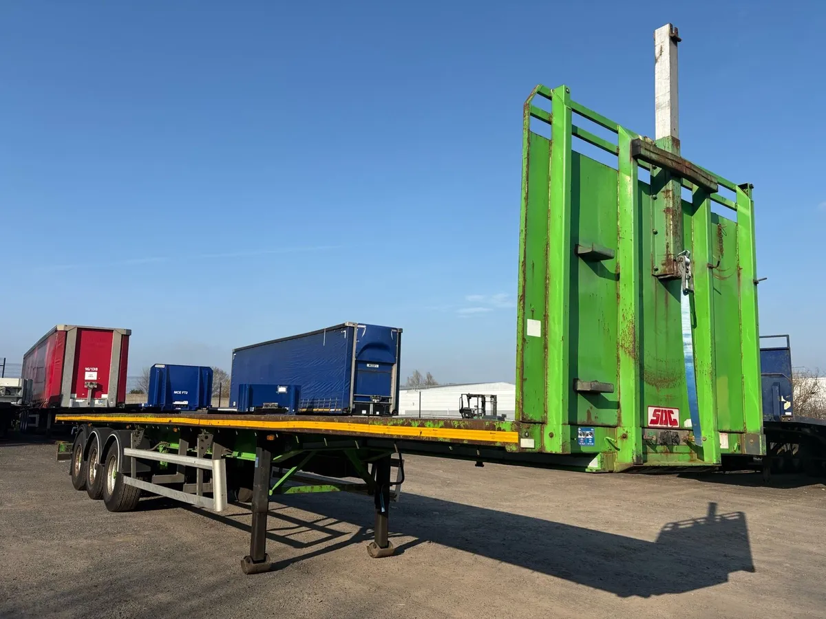 2016 SDC 13.6MT Triaxle Flat Trailer/Moffett Kit - Image 2