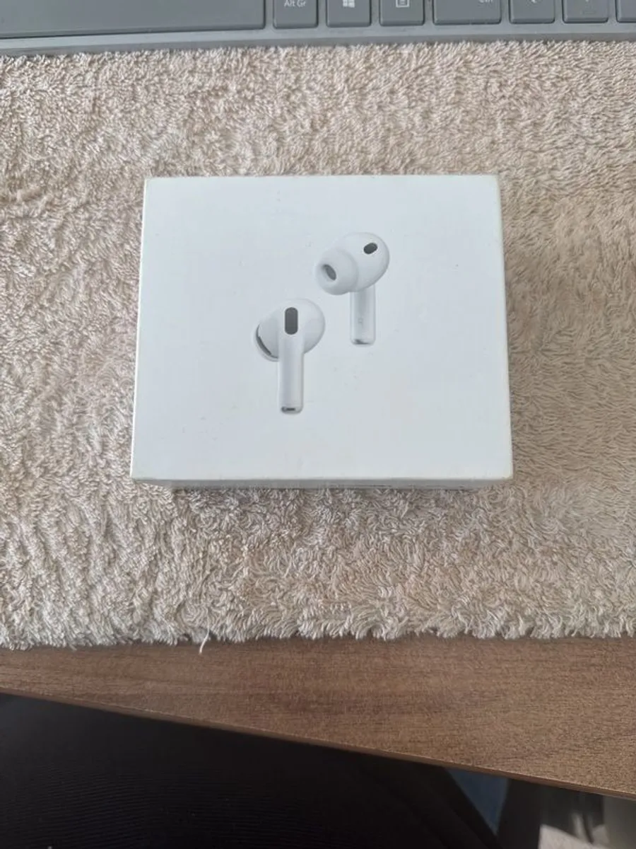 AirPods Pro 3 - Image 1