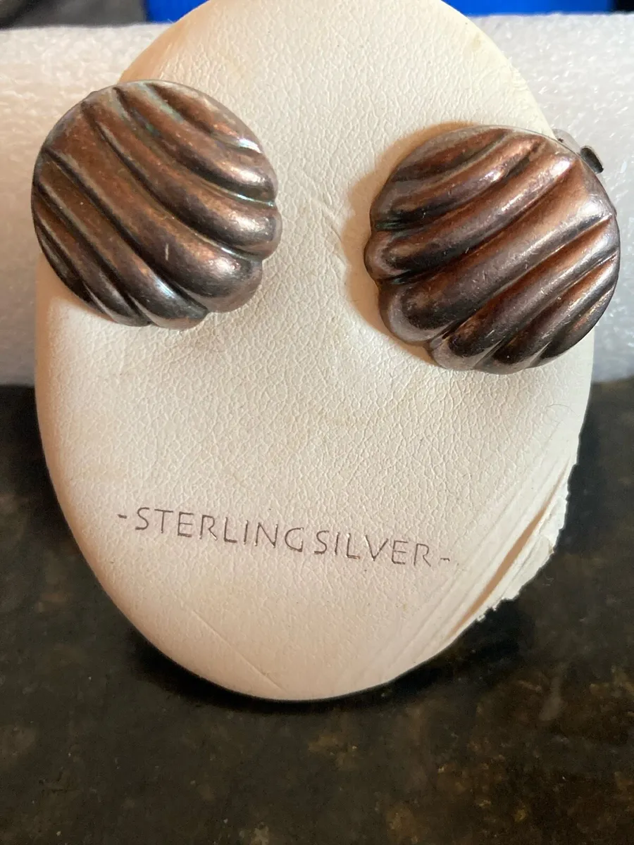 Sterling Silver clip on earrings - Image 1
