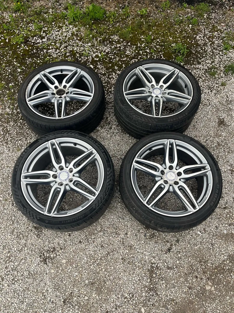 Mercedes w213 19” alloy wheels - Image 1