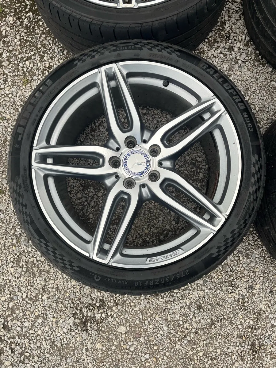 Mercedes w213 19” alloy wheels - Image 2