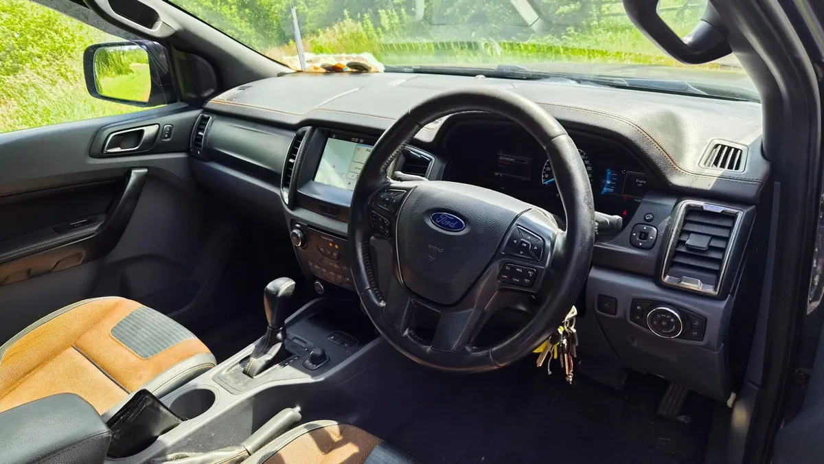 171 Ford Ranger 3.2 Auto Wildtrak No Vat - Image 3