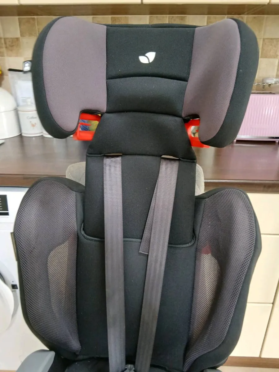 JOIE CHILDS CAR SEAT - Image 2