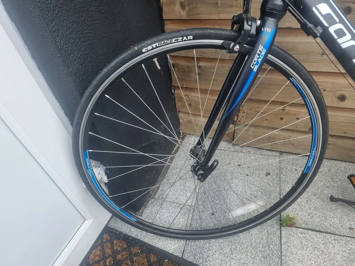 Road Bike - Image 3