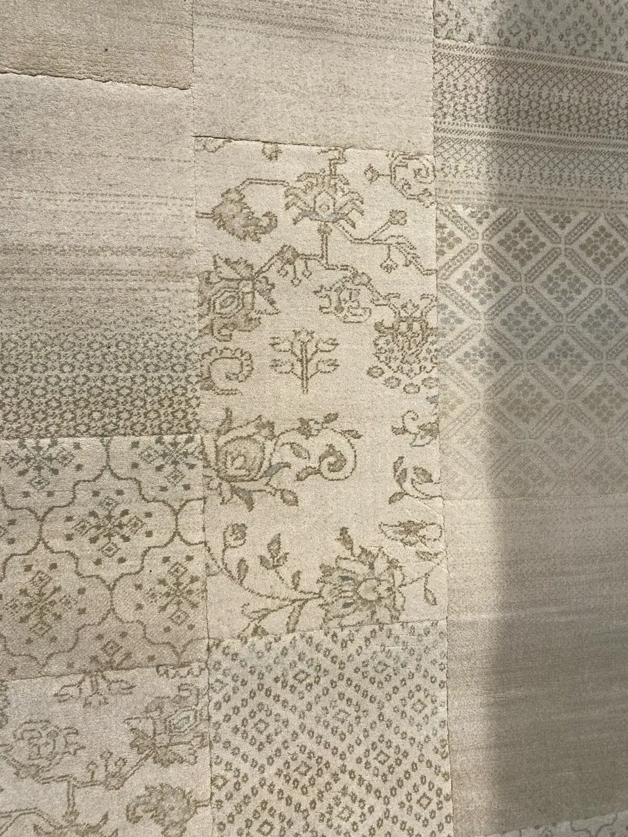 Large rug - Image 3