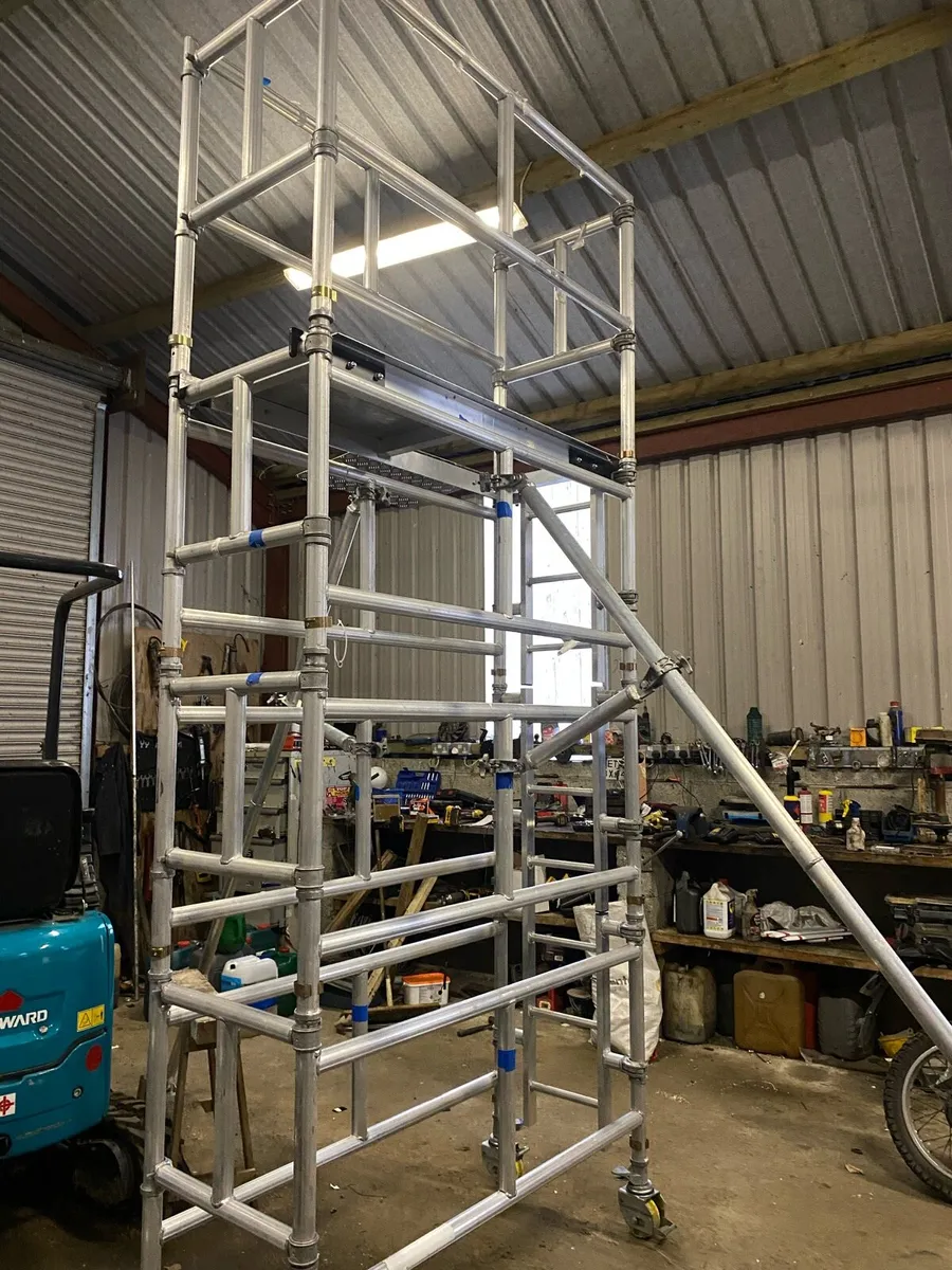 Scaffold tower