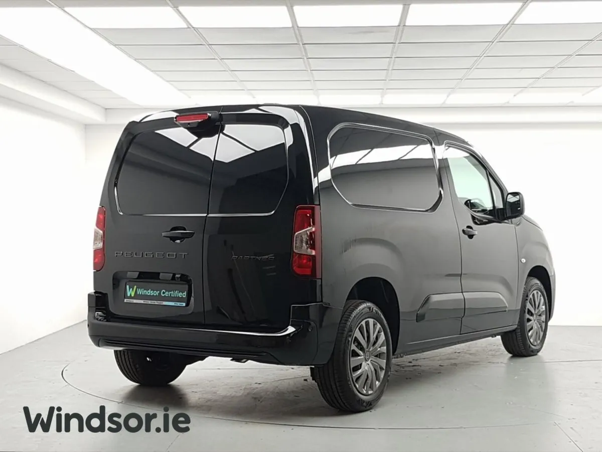 Peugeot Partner professional Premium 1.5 Hdi 100Bh - Image 3
