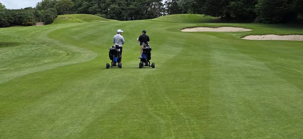 Premium Follow Golf Trolley - Axglo E5 - Image 3