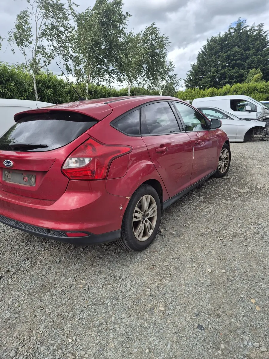 Ford Focus - Breaking only - Image 2