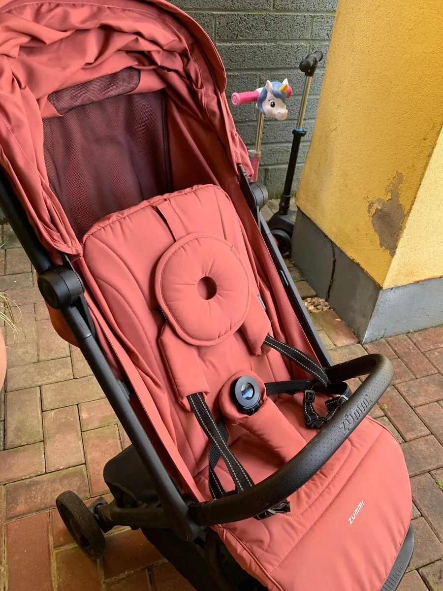 stroller - Image 1