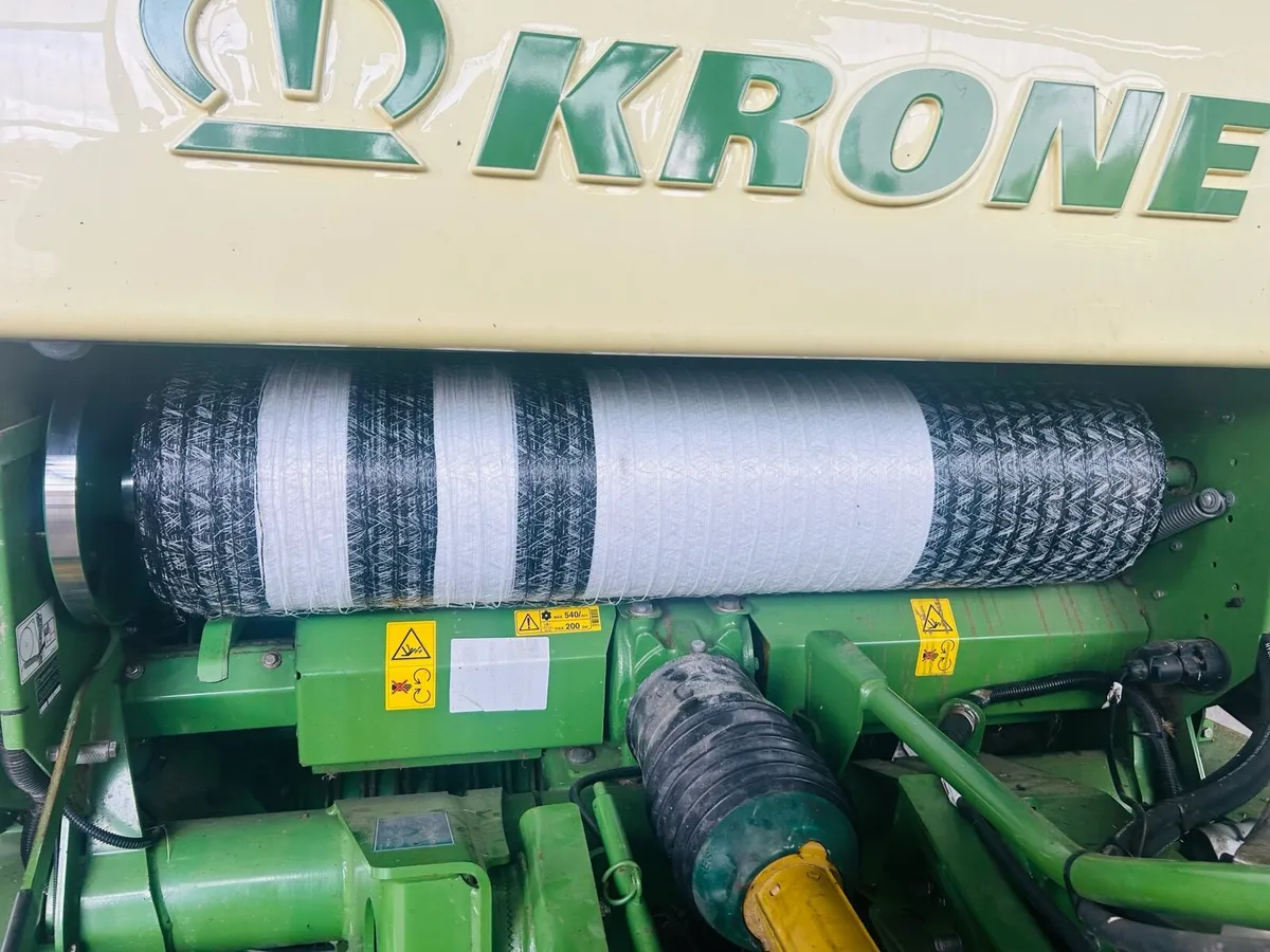 2023 Krone 155 xc plus like new - Image 2