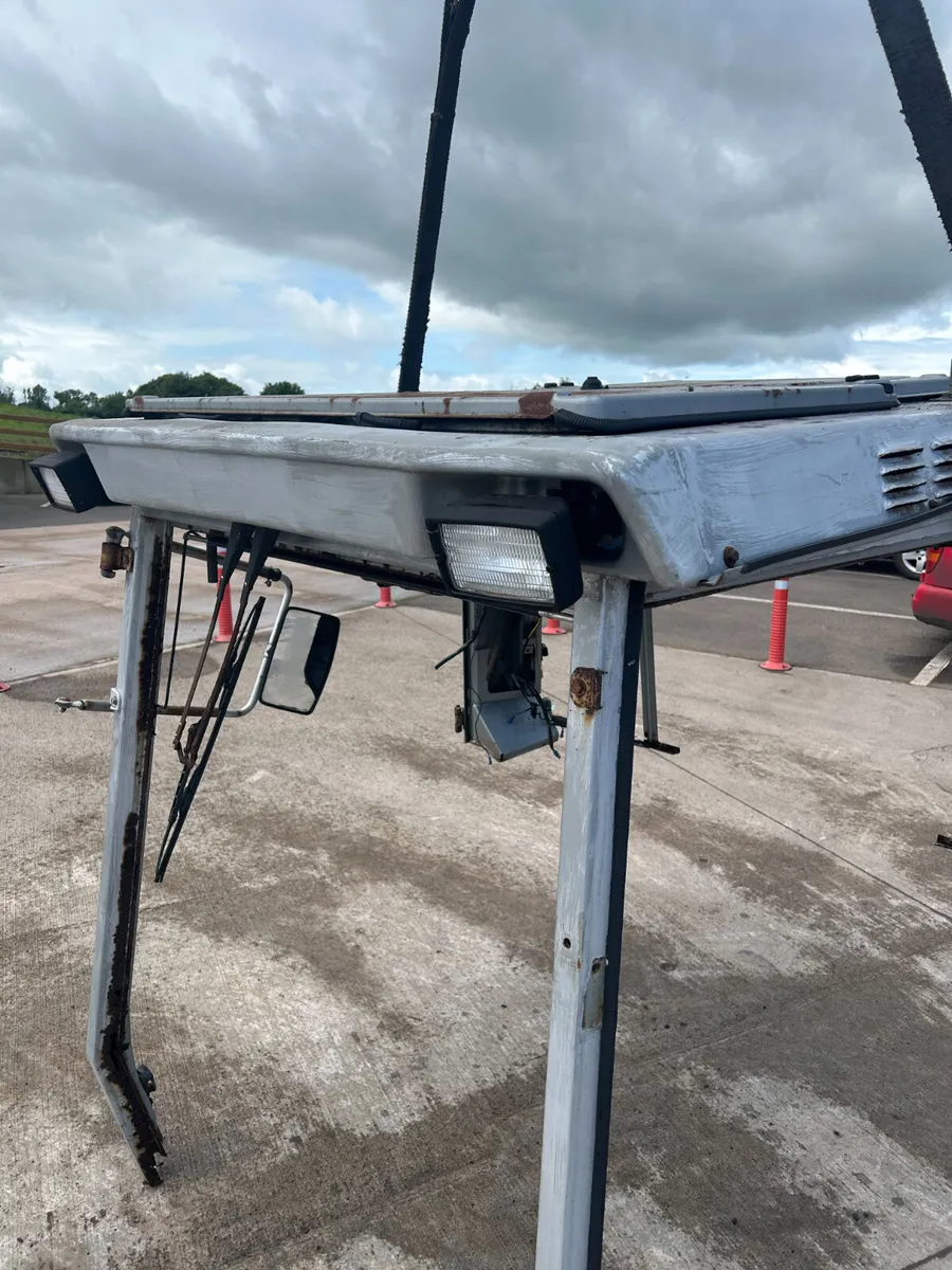 Massey Ferguson 3000 Series Cab Top Half - Image 2