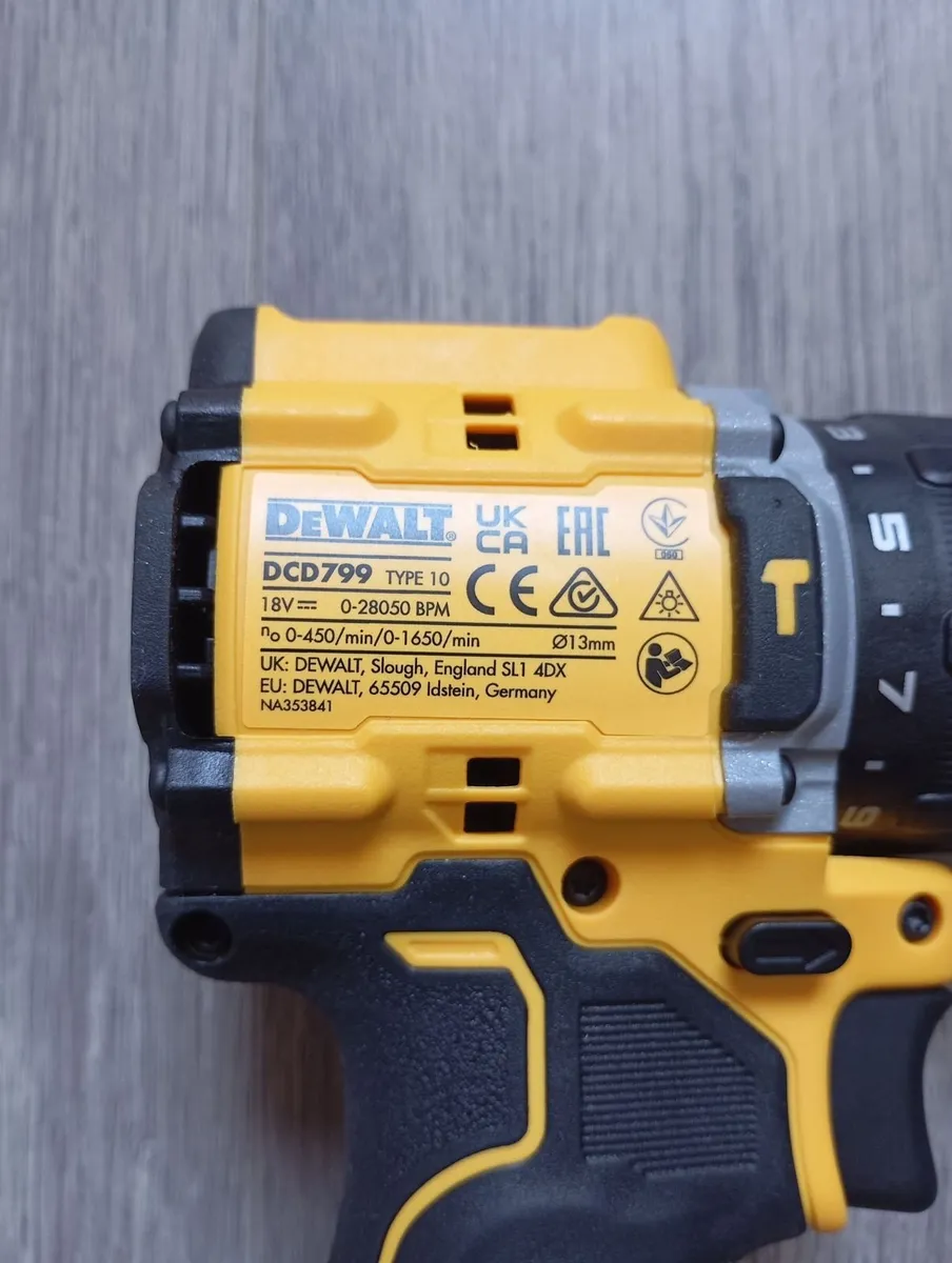 DeWalt Combi Drill (New) - Image 4