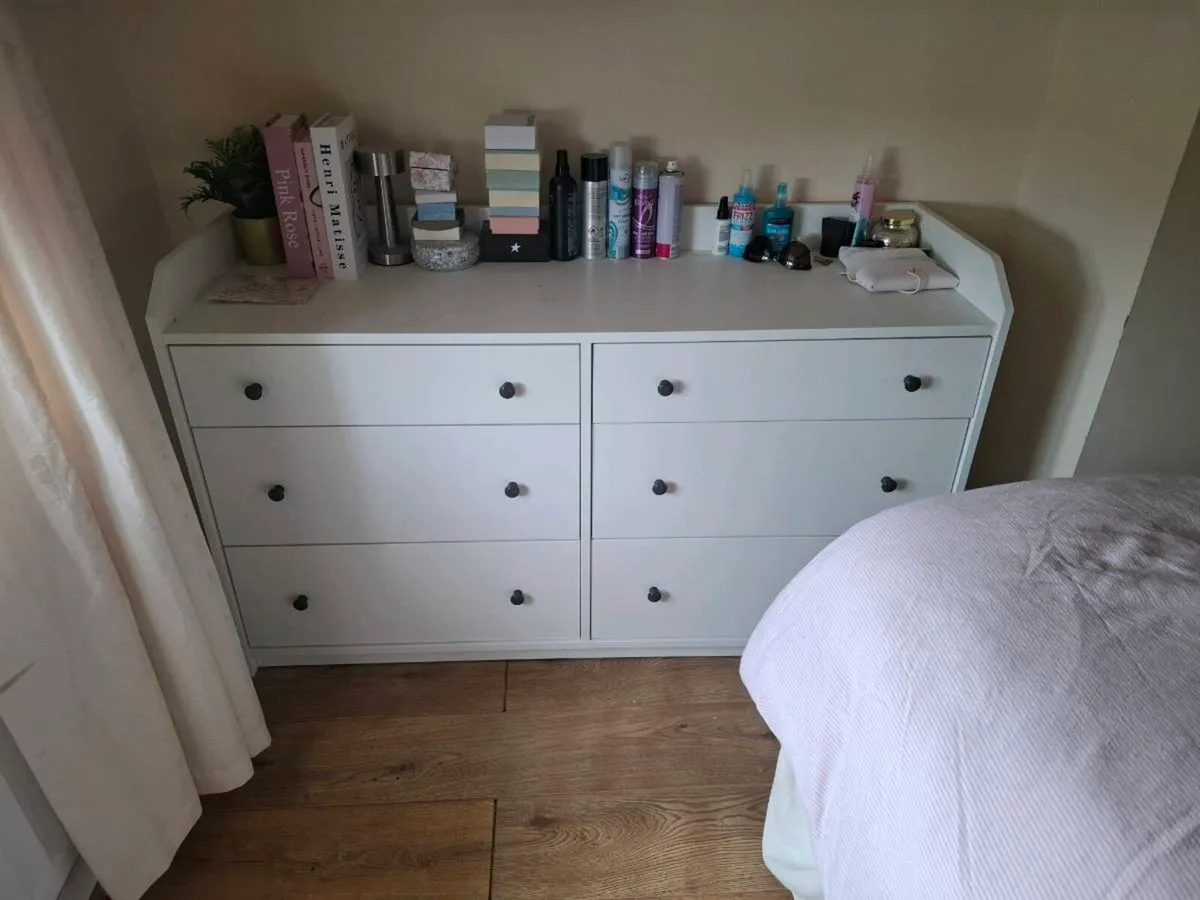 Large White 6-Drawer Chest of Drawers - Image 2
