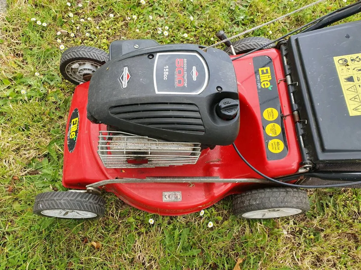 ELITE  ( briggs & stratton )5hp lawnmower - Image 2