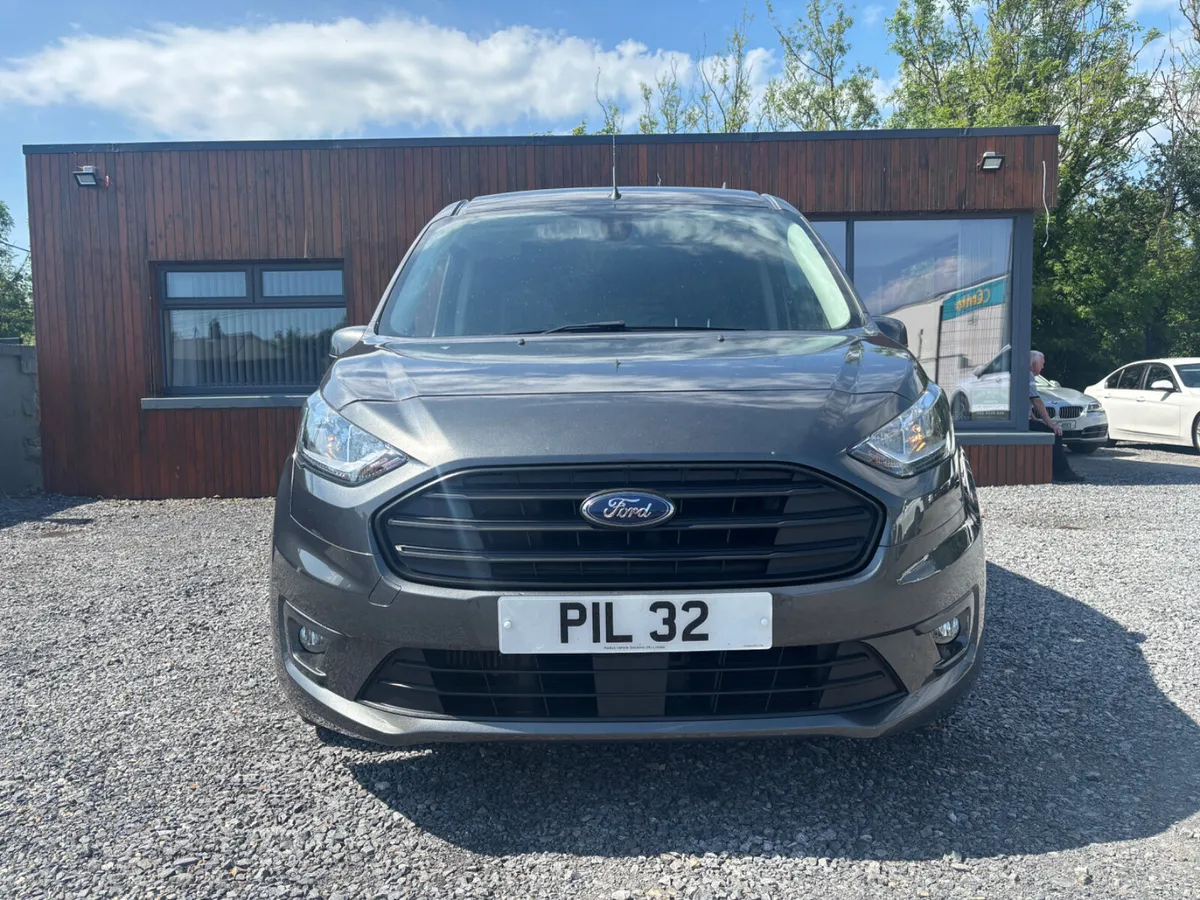 CHOICE OF 4 Ford Transit Connect Limiteds - Image 3