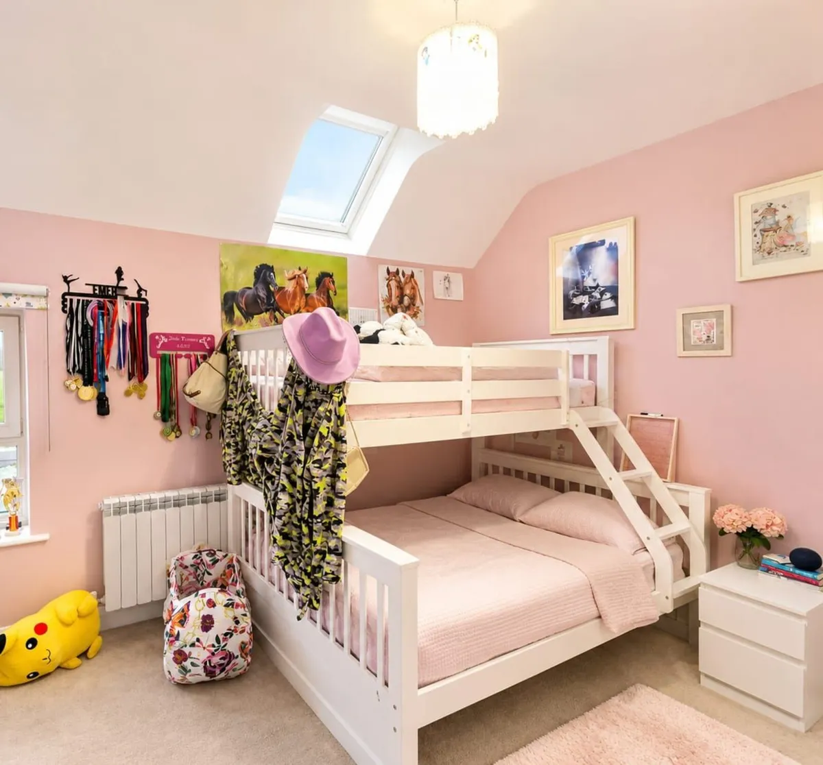 Bunk bed - Image 1