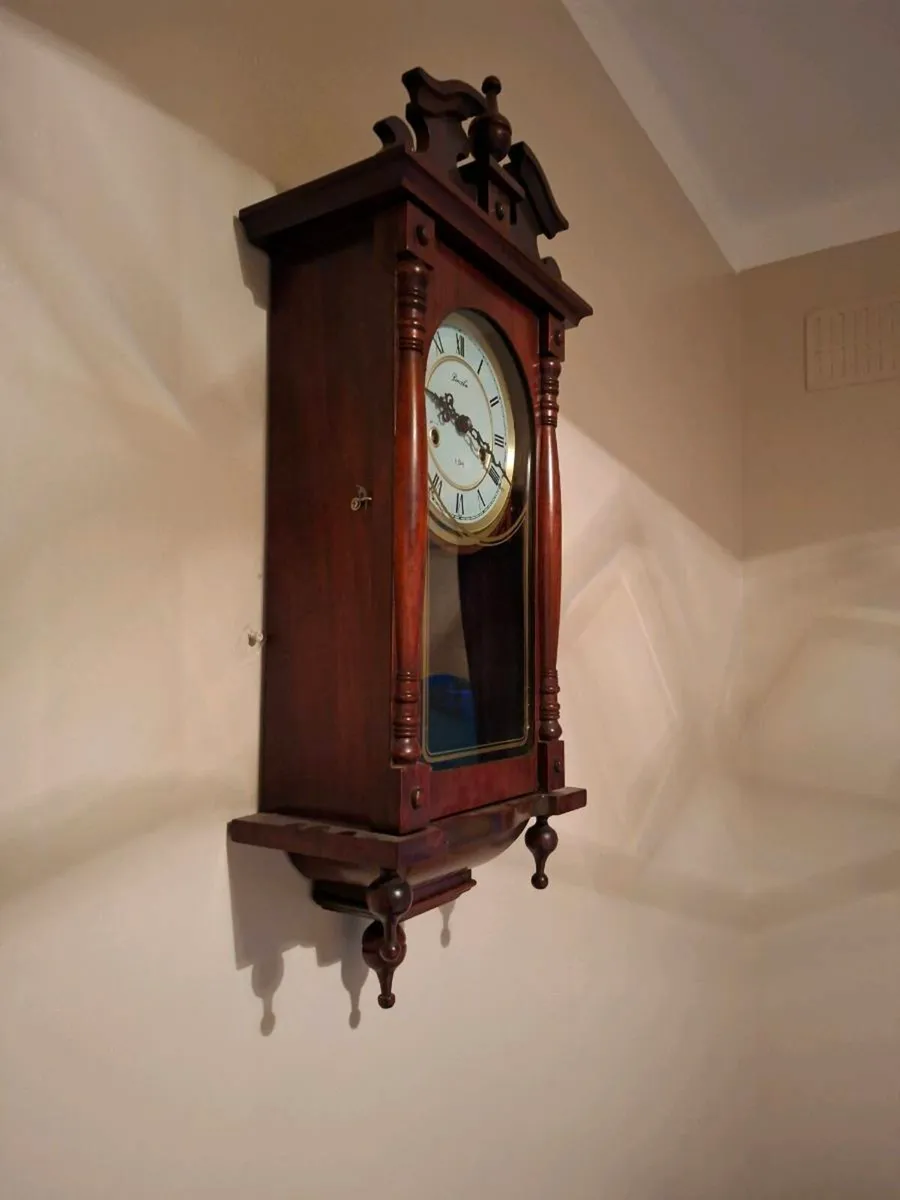 Clock - Image 4