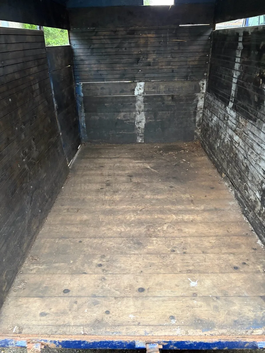 8” x 5” Livestock Trailer - Image 1