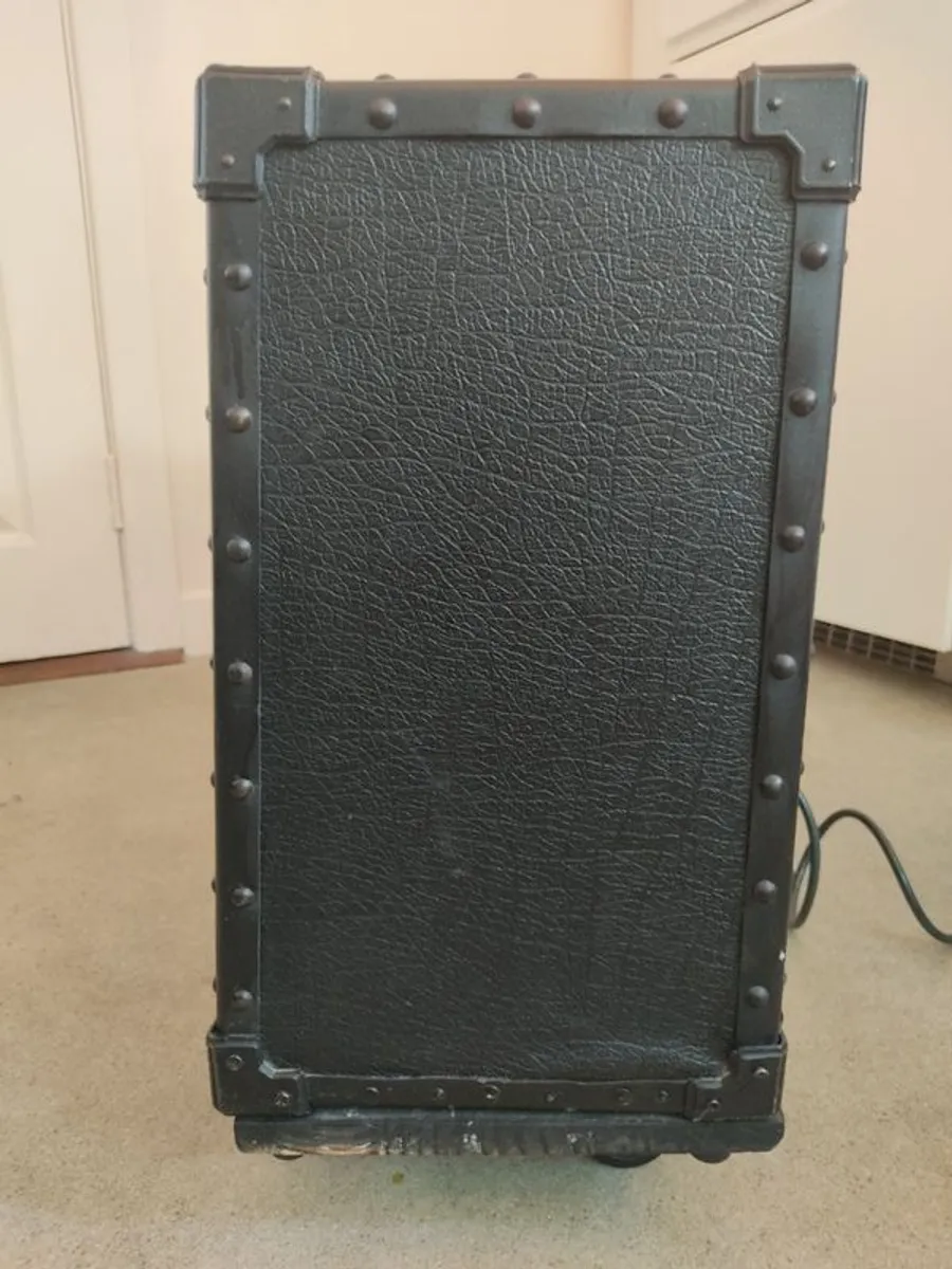 1987 Vintage Roland Jazz Chorus 77 Made in Japan Original footswitch included - Image 3