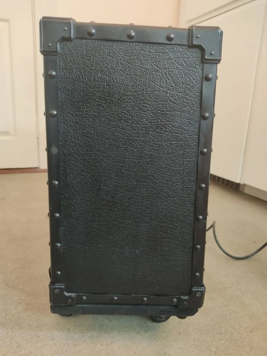 1987 Vintage Roland Jazz Chorus 77 Made in Japan Original footswitch included - Image 4