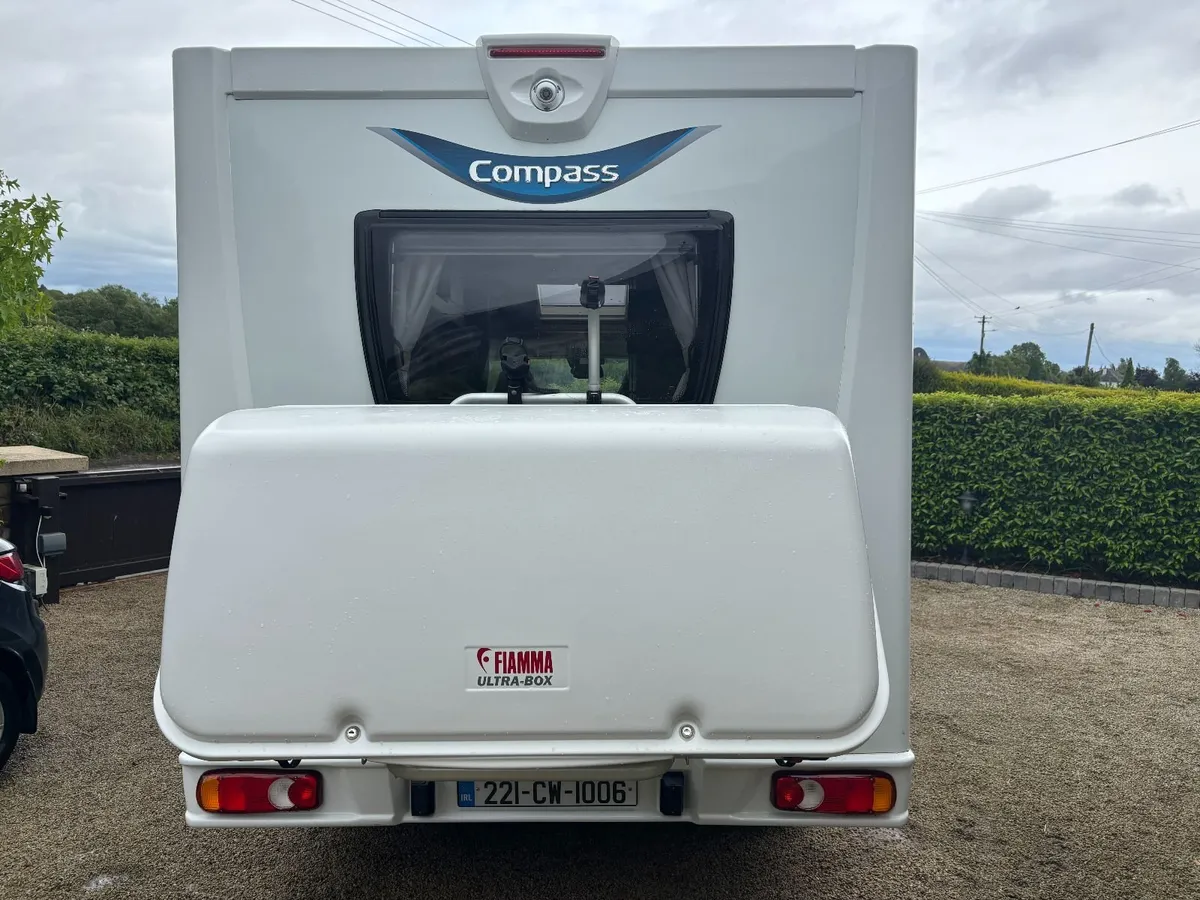 2022 Compass Navigator 120 - Image 4