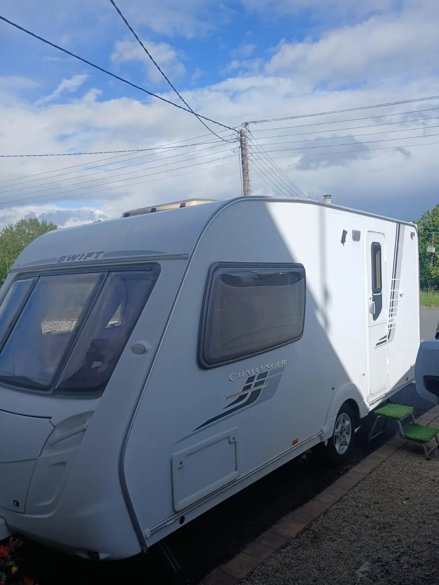 Caravan - Image 1
