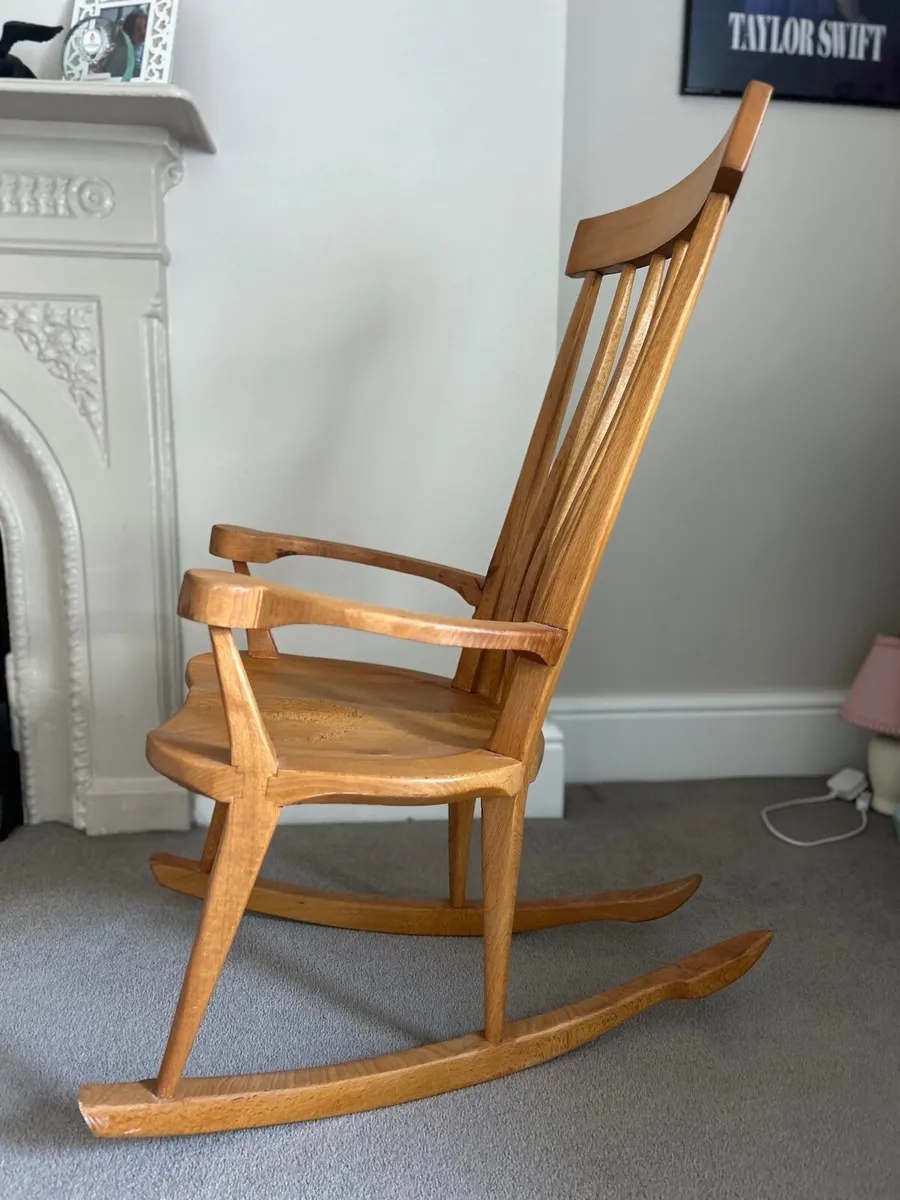 Child’s rocking chair - Image 2