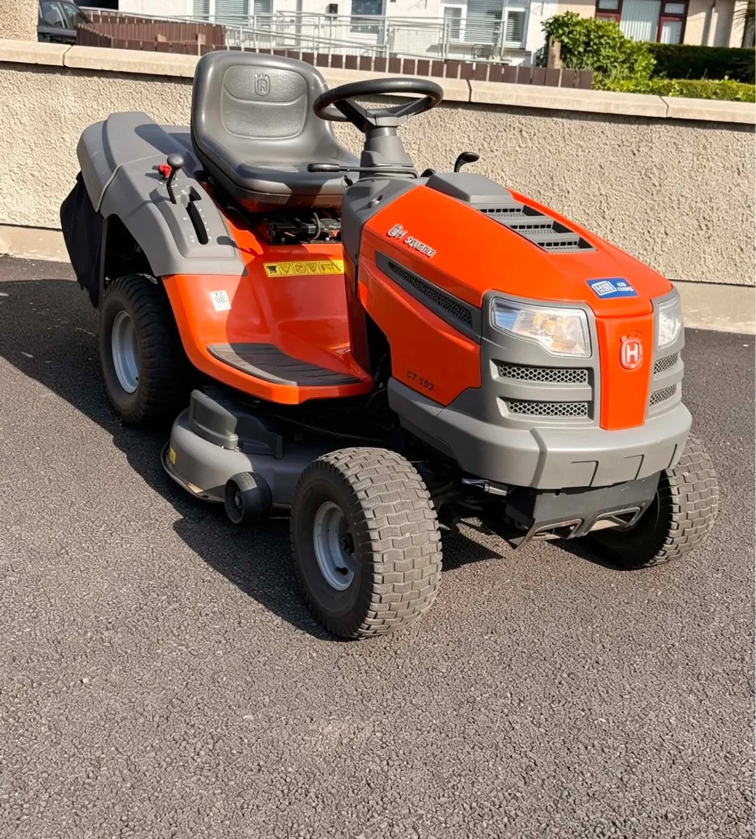 Husqvarna ride on lawnmower - Image 1
