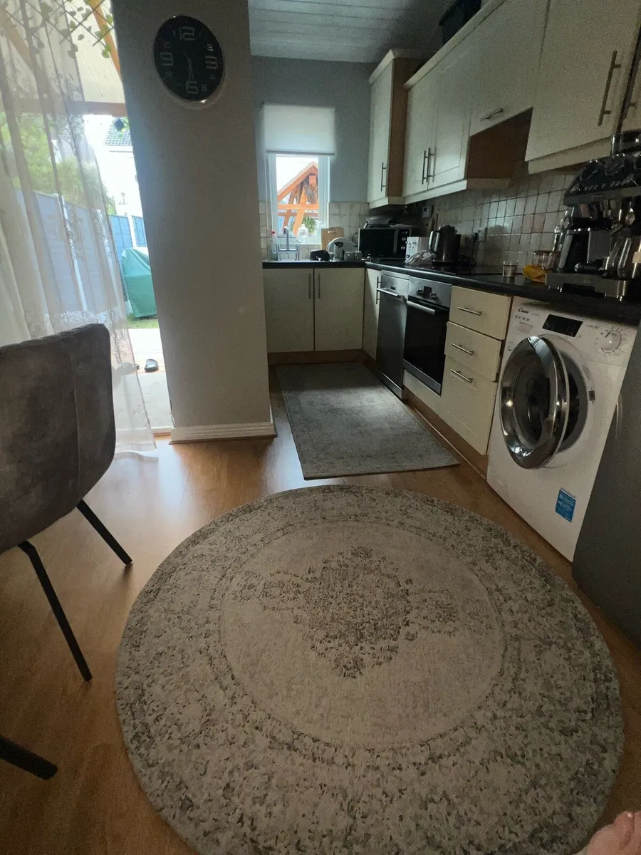 Rug and runner - Image 2
