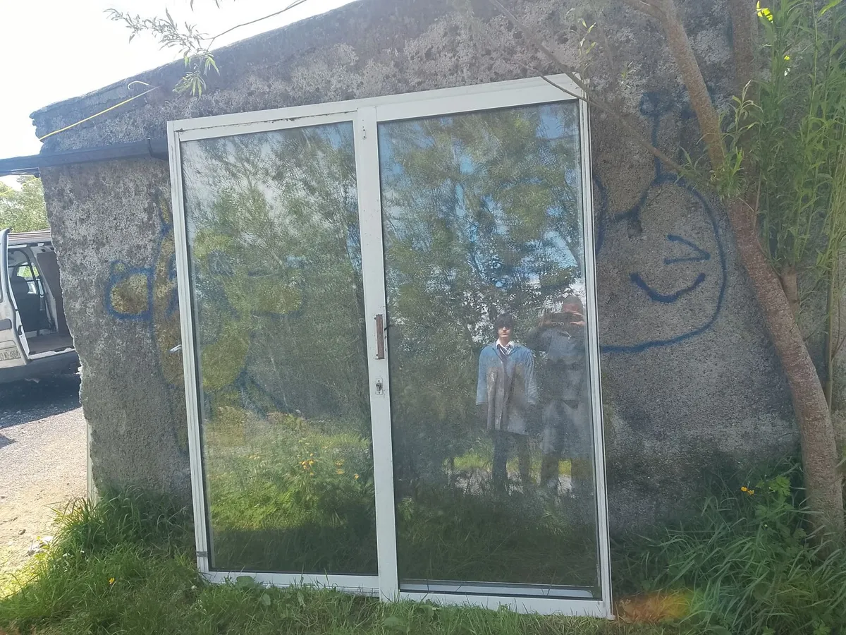 Sliding patio doors - Image 1