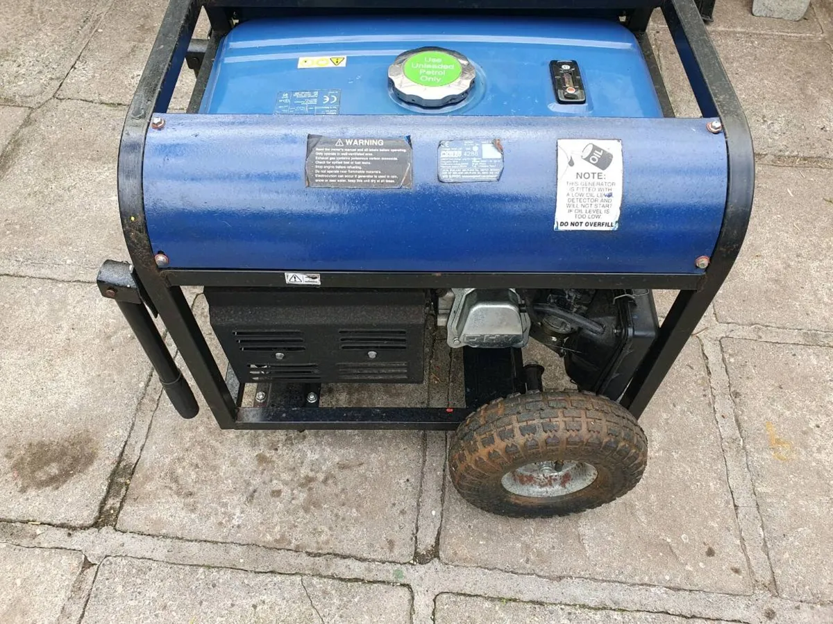 Powercraft 2800lr generator - Image 3