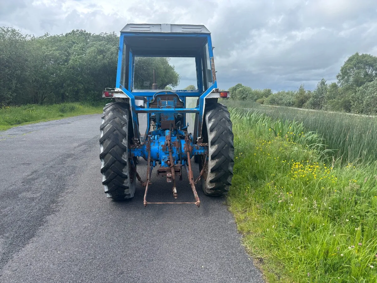 Ford 4000 - Image 2