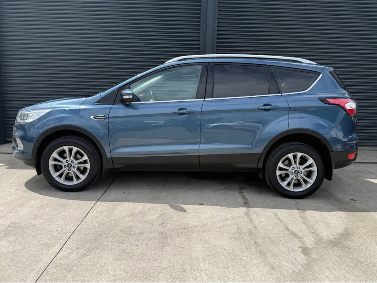 Ford Kuga TITANIUM 1.5 TDCI COMMERCIAL 4 SEATER * - Image 3