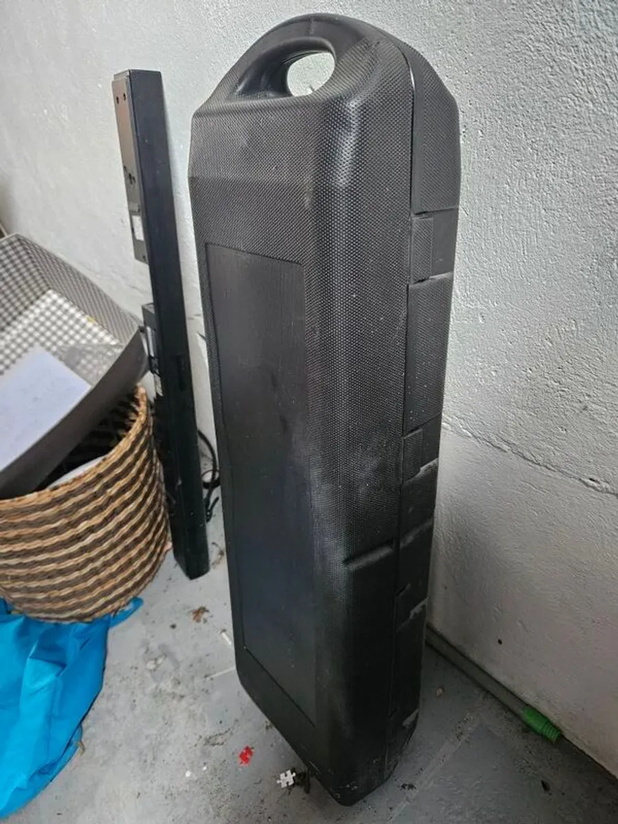 50kg Barbell and plate set and bench - Image 2