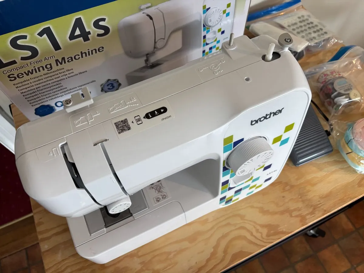 Brother - LS14s Sewing Machine - Image 4