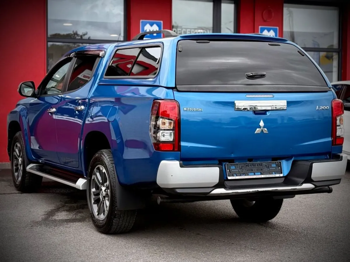 Mitsubishi L200 DI-D WARRIOR DCB // 1 OWNER // MIN - Image 4
