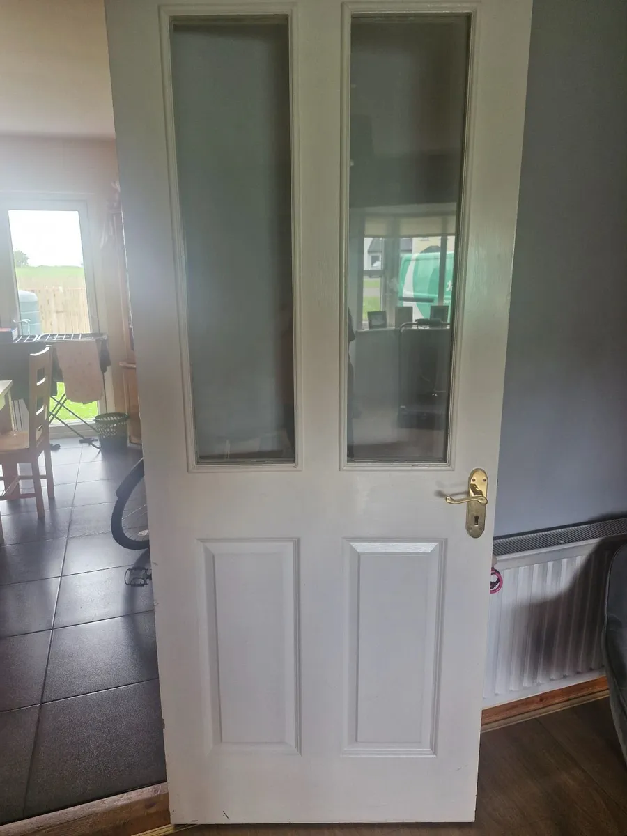 White Doors 80×32 - Image 2