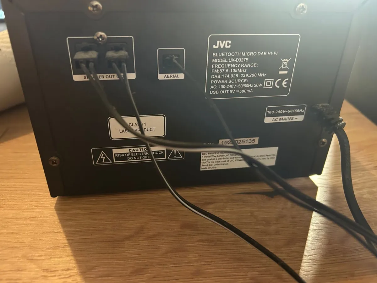 JVC UX-D327B Bluetooth DAB CD Hi-Fi System - Image 3
