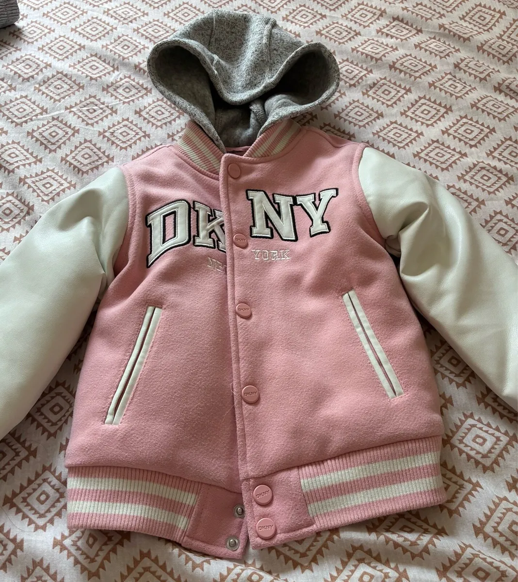 DKNY girls jacket 4 years - Image 1