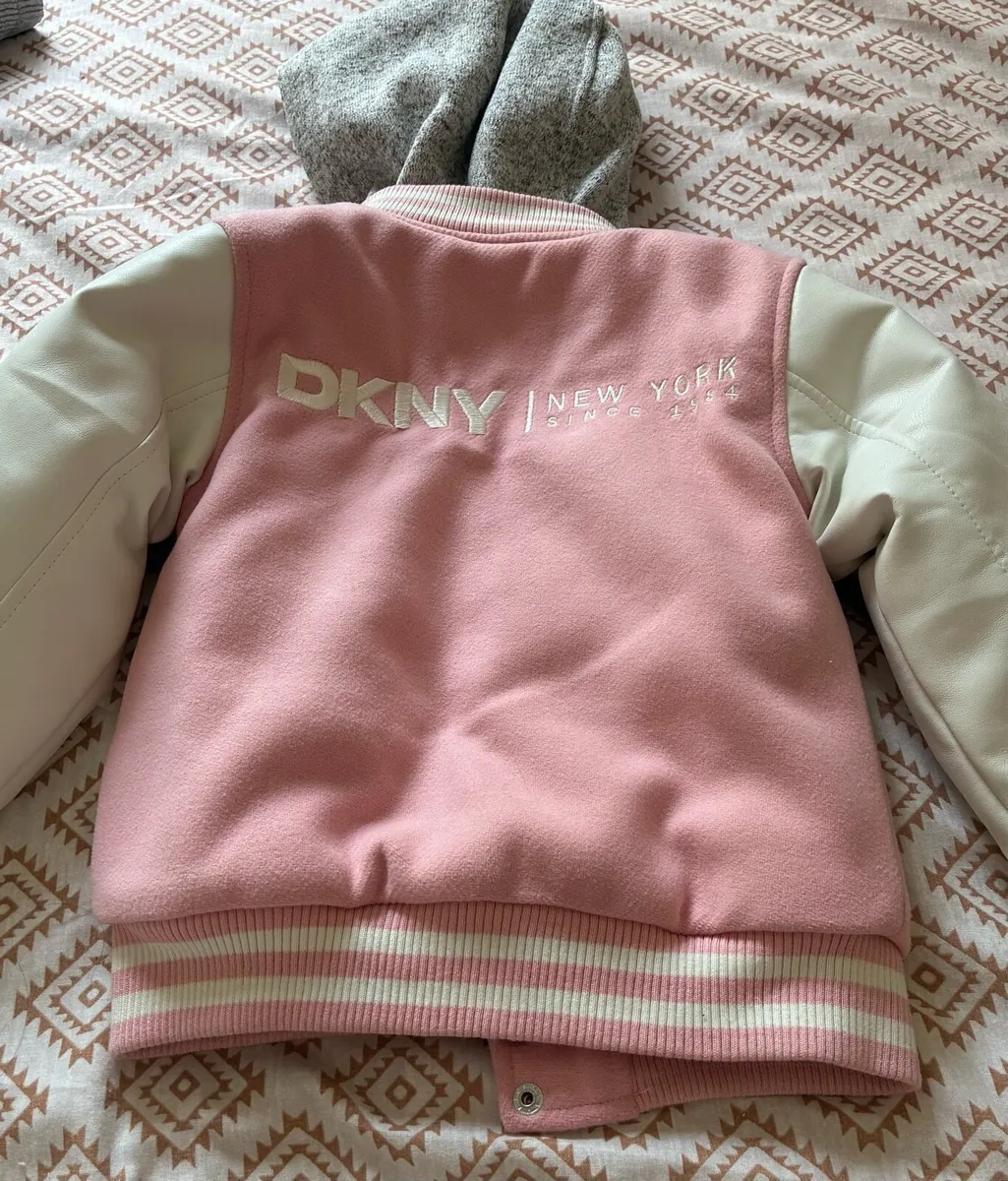 DKNY girls jacket 4 years - Image 2