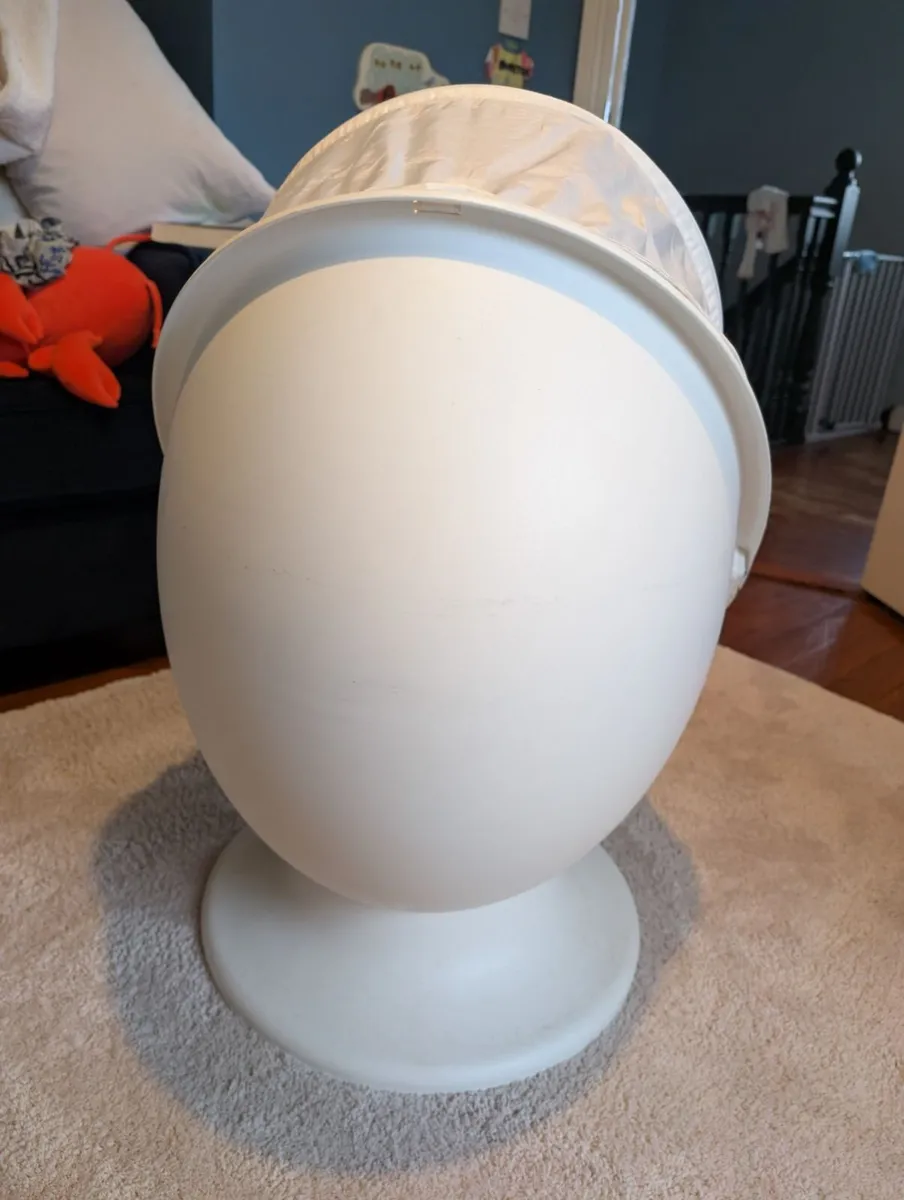 Ikea kids swivel chair - Image 2